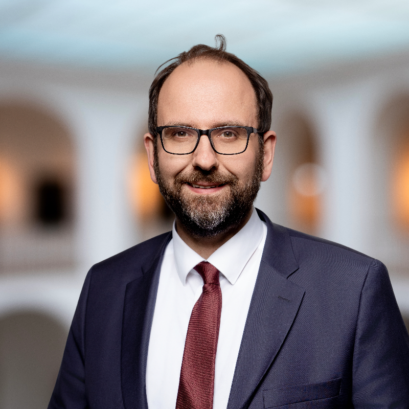  Fabian Sch�tz